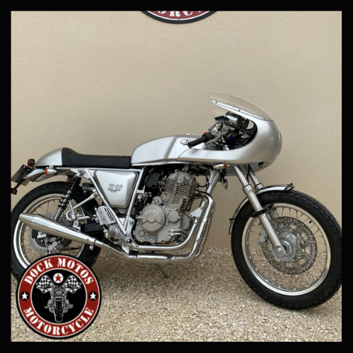 Lire la suite à propos de l’article Mash 400 TT40 Café Racer