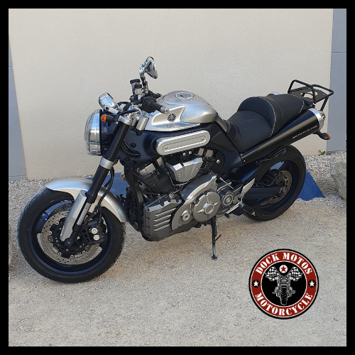 YAMAHA MT01